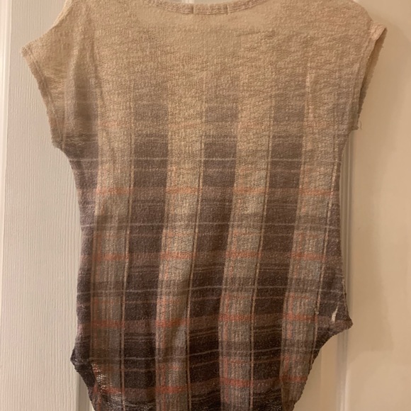 Ginger G thin knit top - Picture 2 of 3